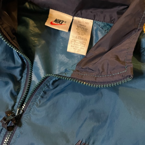 Nike Vintage White Tag Wind Breaker - Picture 2 of 6